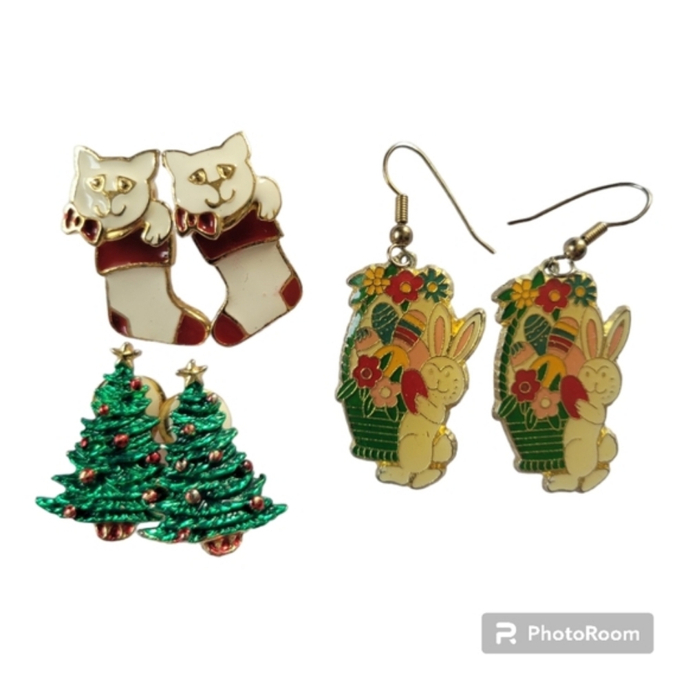 3 PC Earring VTG Dangle Easter Bunny With Basket Holiday Theme